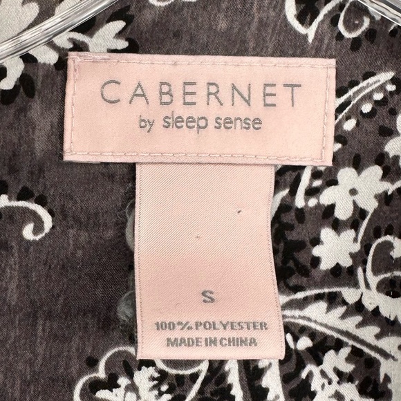 Cabernet Black and White Paisley Pajama Set Size Small - Picture 3 of 6